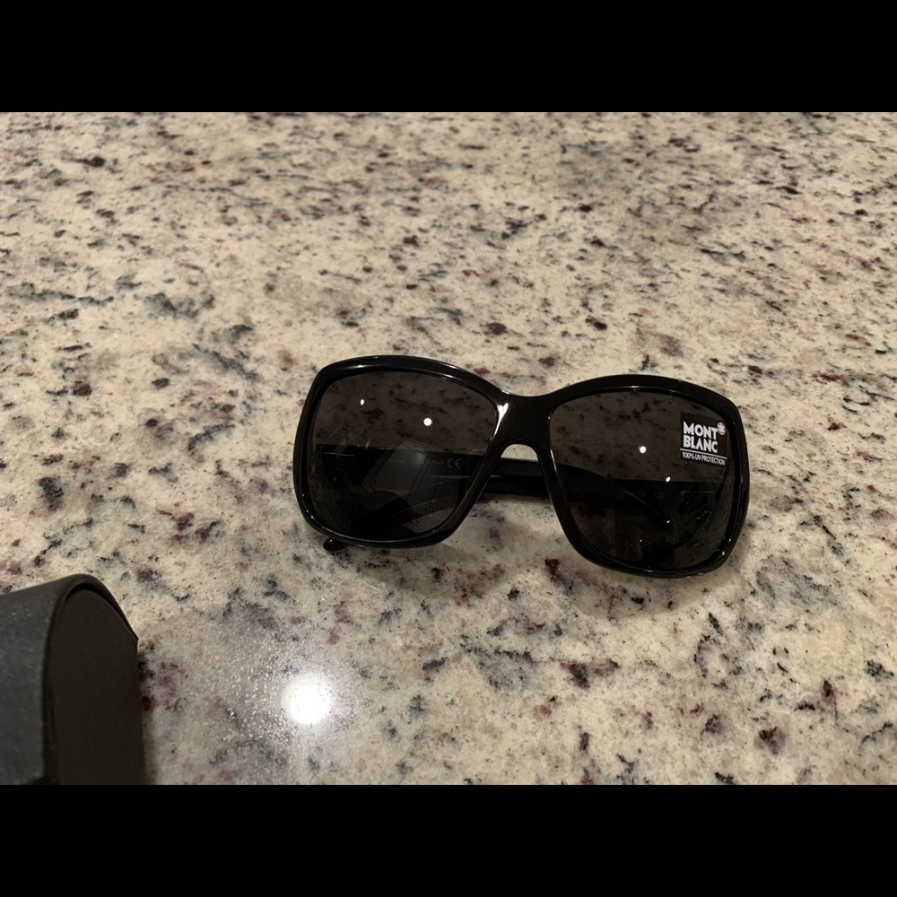 Mont Blanc NWT unused. Authentic MB139 sunglasses